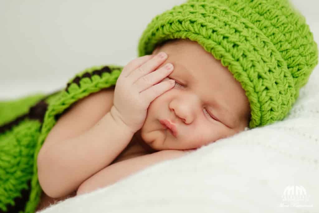 novorodenecké fotenie profesionálny fotograf Bratislava   fotoštúdio foto novorodencov novorodencov
