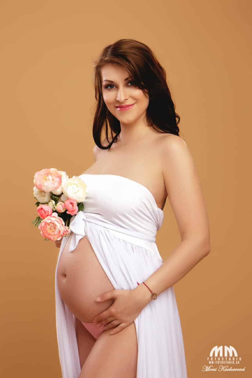 tehotenske fotenie bratislava fotenie bruska tehulky fotenie doma umelecké fotenie tehotenske fotky tehotenstvo bruško