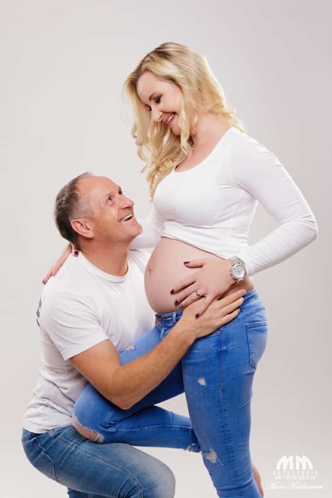 fotenie bruska tehulky fotenie doma umelecké fotenie tehotenske fotky tehotenstvo bruško