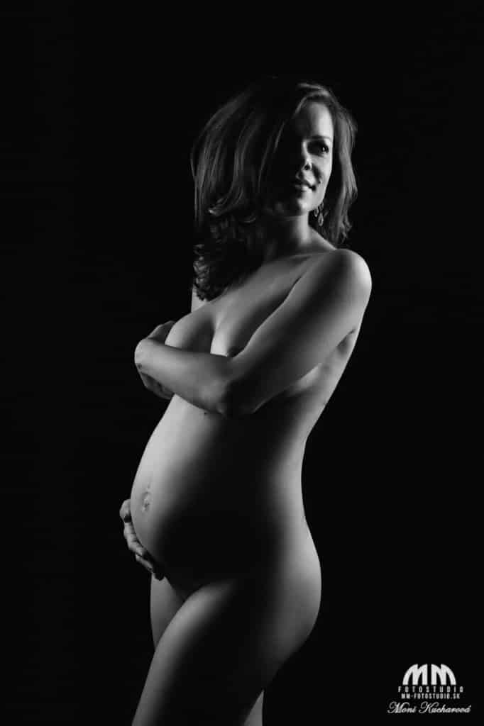 tehotenske fotky fotoštúdio tehulky fotenie tehuliek fotografka fotenie bruska